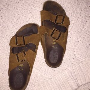 Women’s size 40 birkenstocks